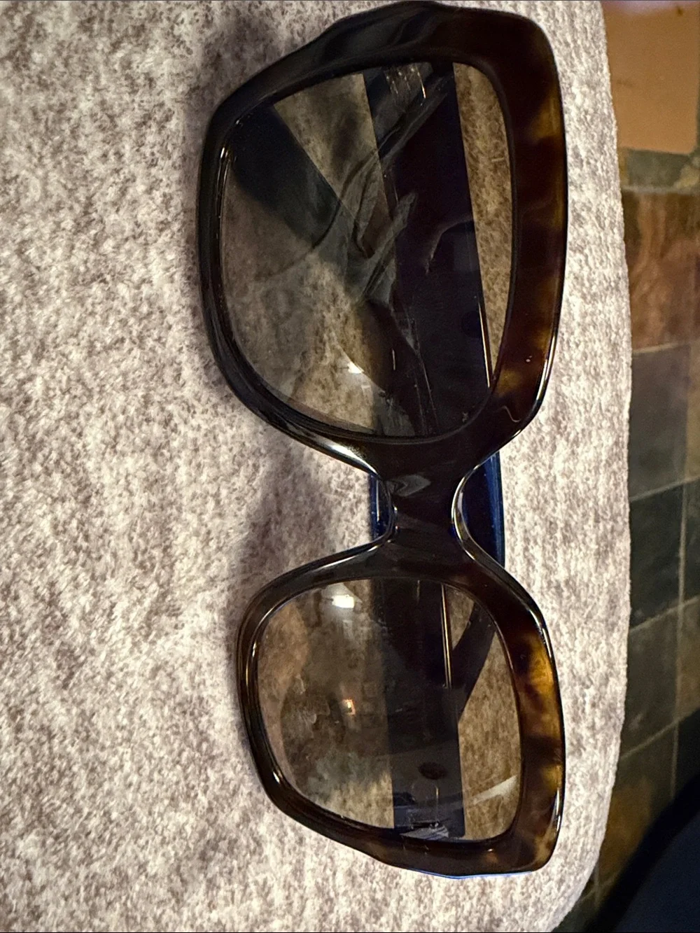 Gucci Brown Tortoiseshell Square Women's Sunglasses